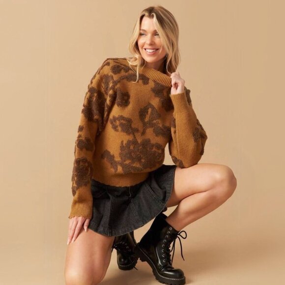 Cozy Burnt Orange Pullover with Brown Graphics - Size Small - Picture 2 of 8